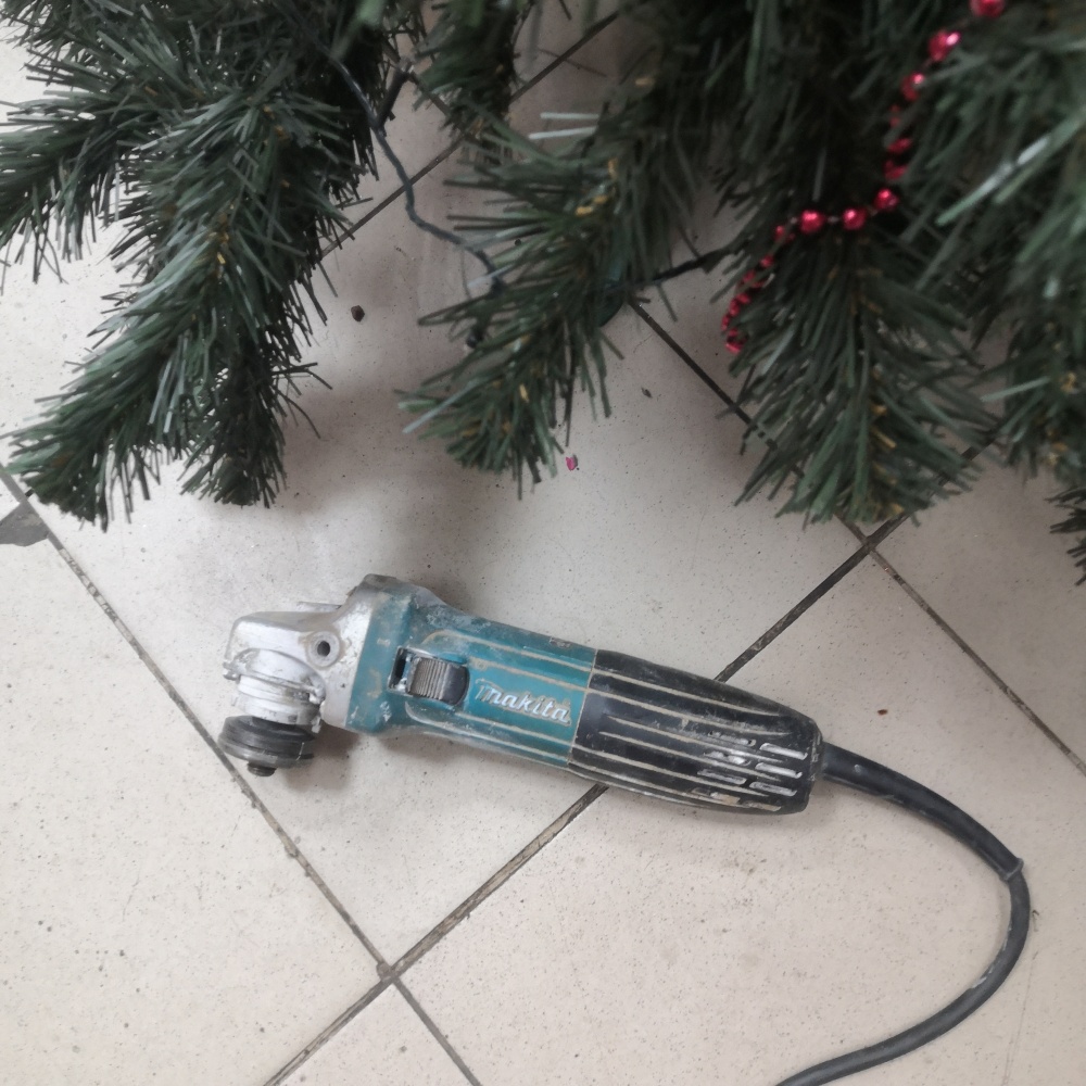 УШМ (Болгарка) makita