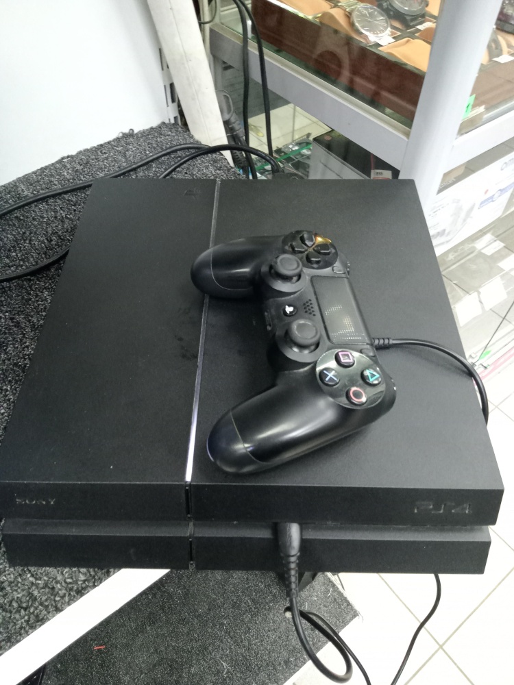 Игровая приставка Sony PlayStation 4 fat