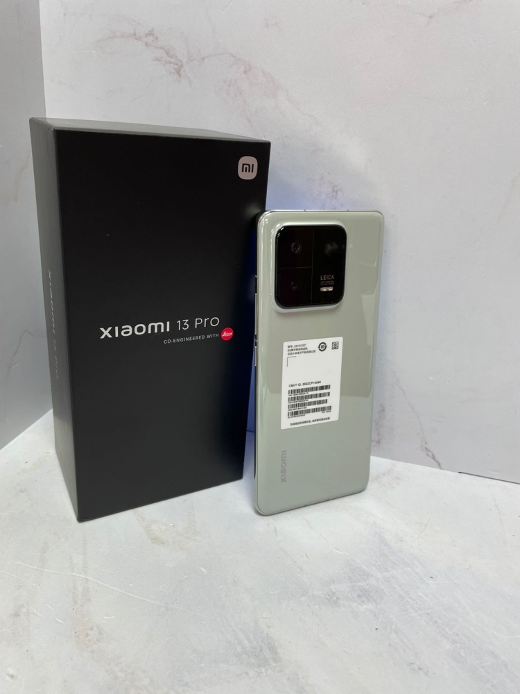 Смартфон Xiaomi 13 Pro 12/256