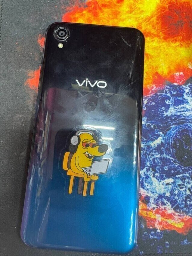 Смартфон Vivo Y91C 2/32