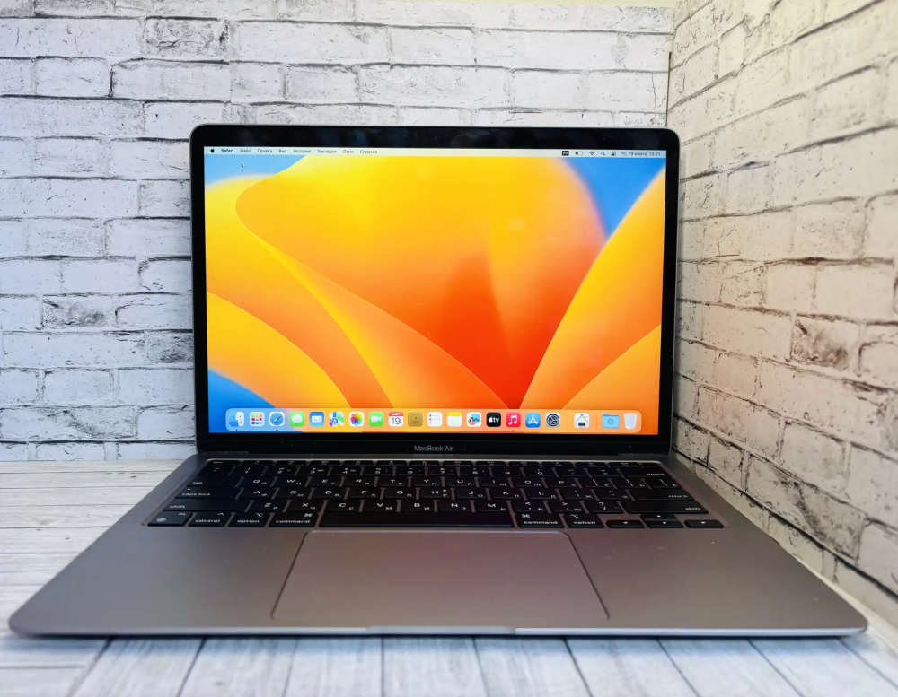 Ноутбук Macbook Air m1 8/256