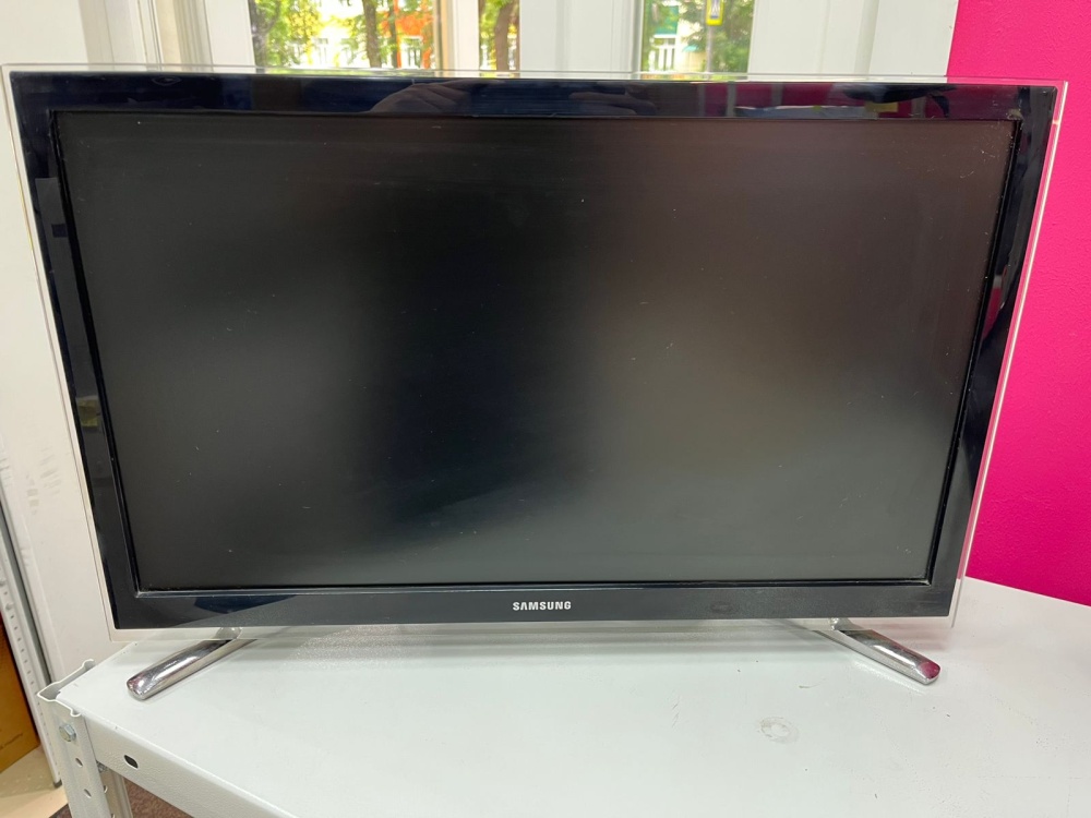 Телевизор Samsung UE22H5600AK