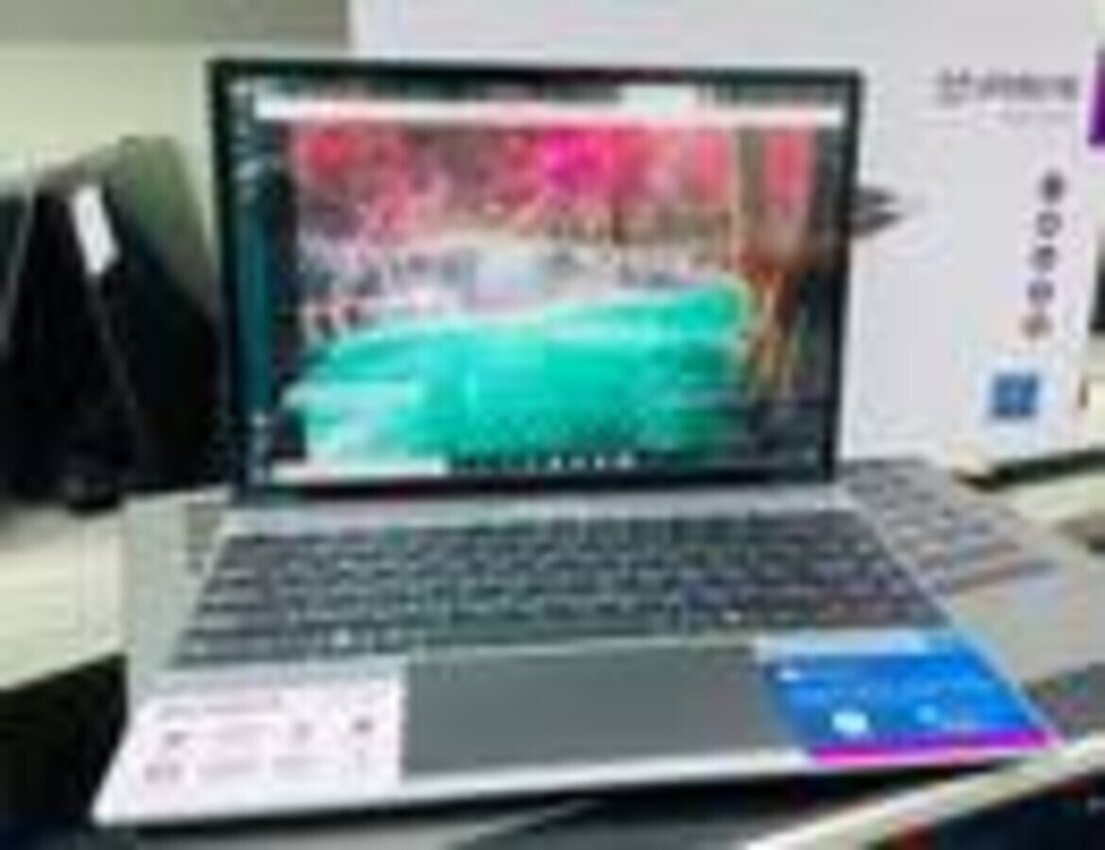 Ноутбук Irbis nb660 pentium/4/128