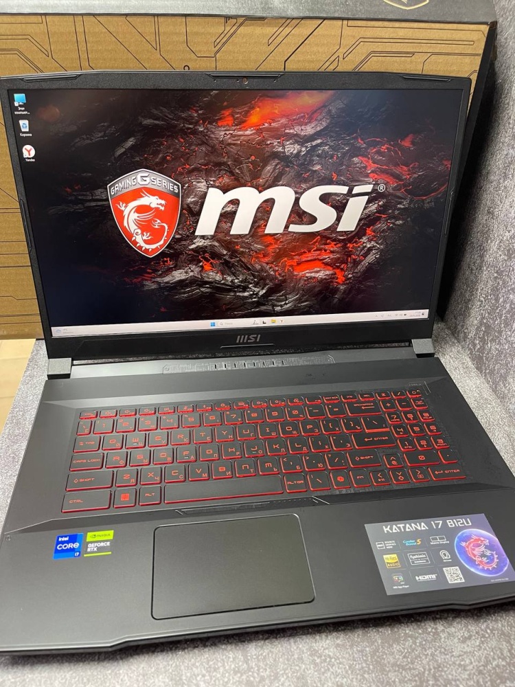 Ноутбук MSI Core i7