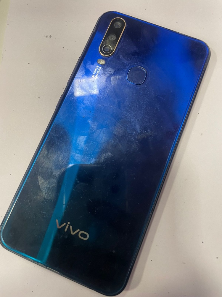 Смартфон Vivo 64/3