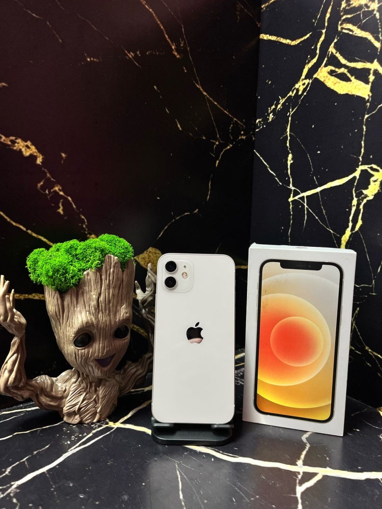 Смартфон iPhone 12 64 Gb