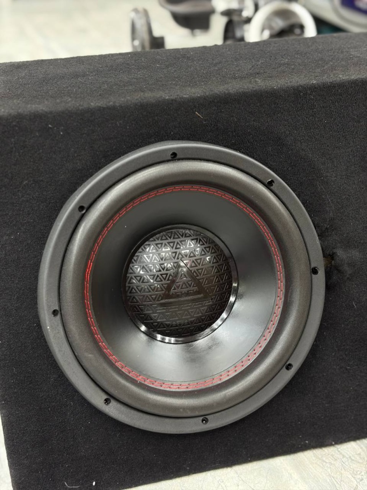 Автоакустика aura 12