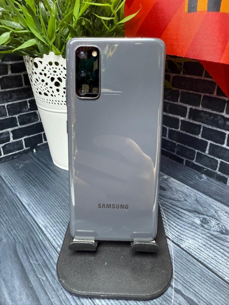 Смартфон Samsung S20 8/128
