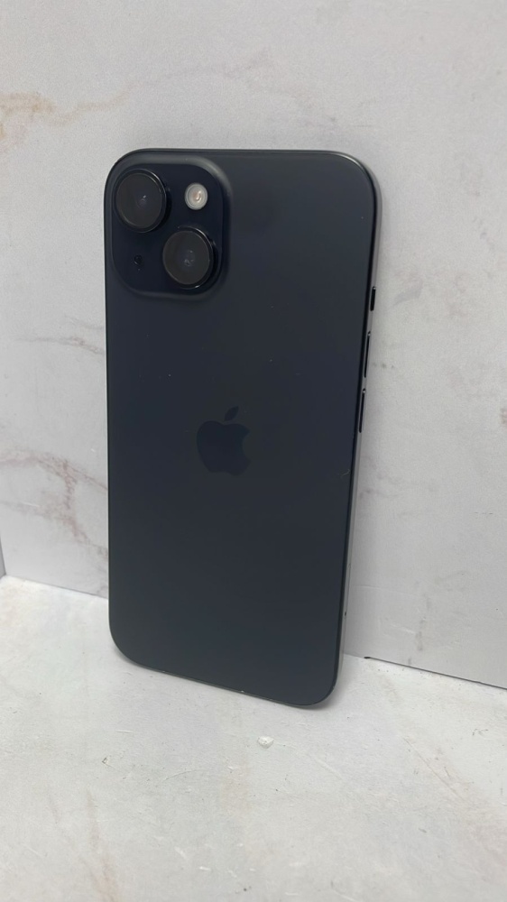 Смартфон iPhone 15 256Gb