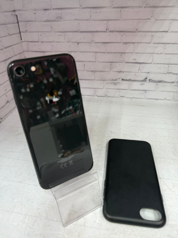 Смартфон iPhone 8 128 Gb