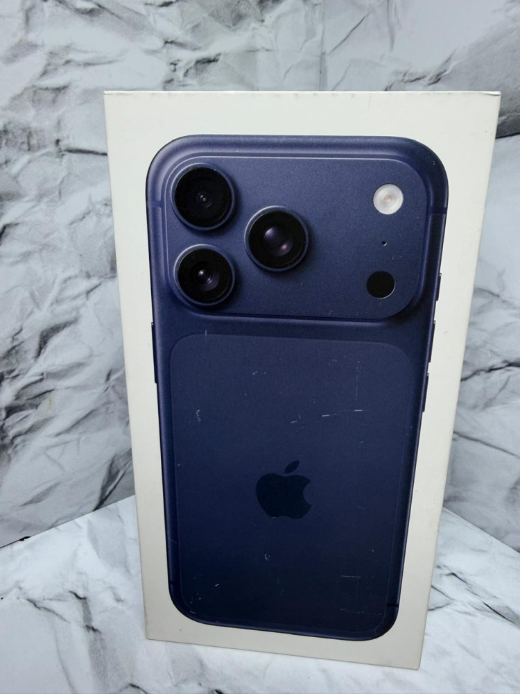 Смартфон iPhone 17 PRO 256Gb