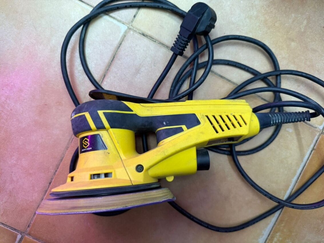 Шлифмашина SCHTAER sch-150