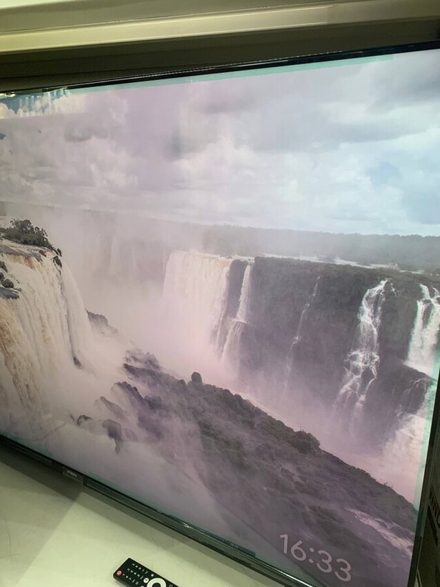 Телевизор Yasin 43