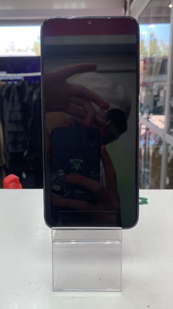 Смартфон Realme C35