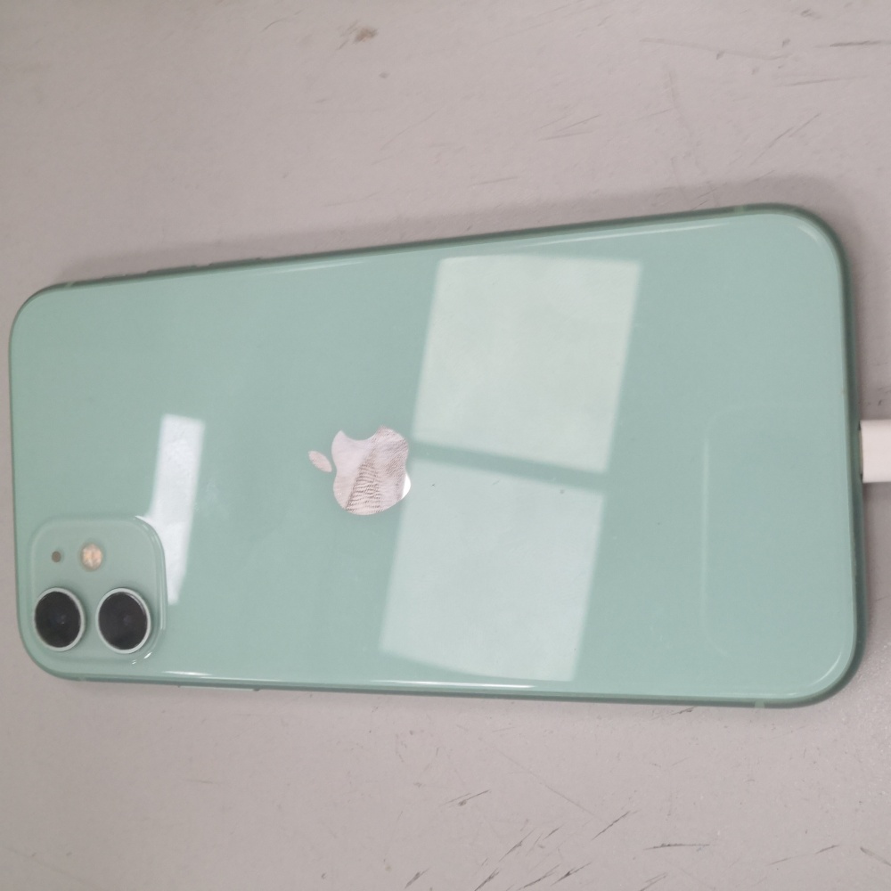 Смартфон iPhone 11 64Gb