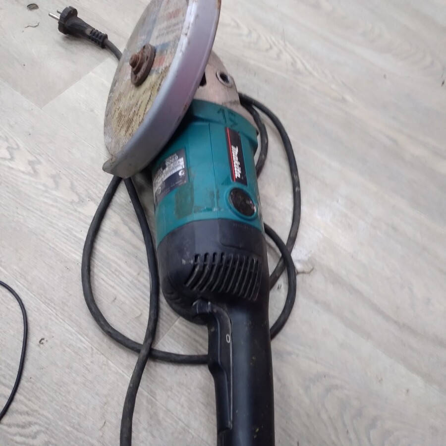 УШМ (Болгарка) макита 9069