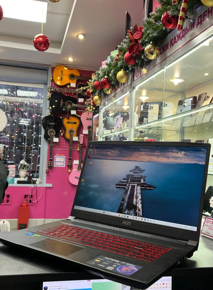 Ноутбук MSI RTX/I5/8/512gb