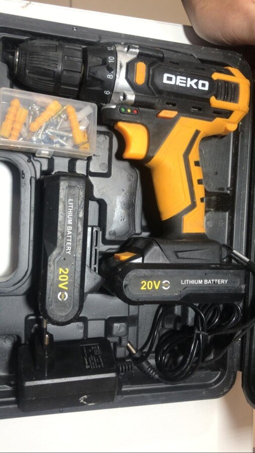 Шуруповерт Deco 20V