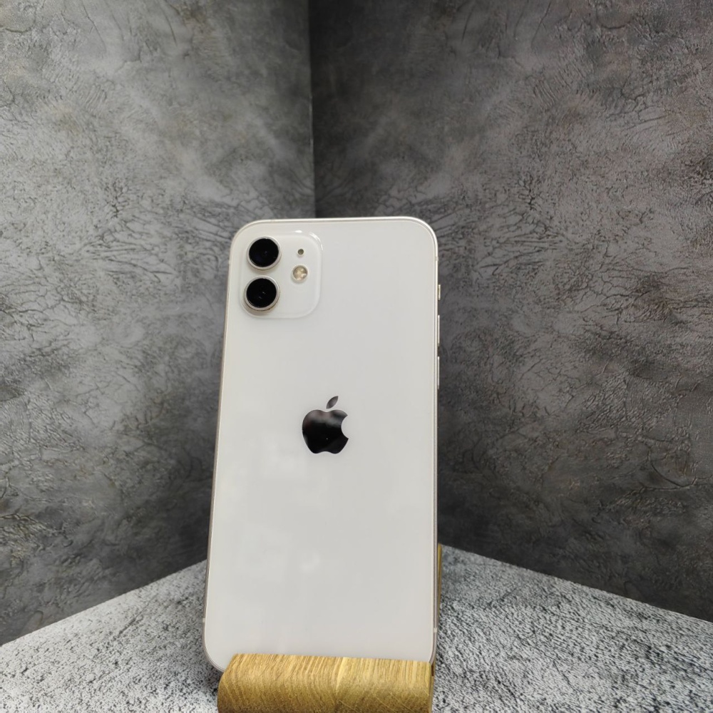 Смартфон iPhone 12 64 Gb