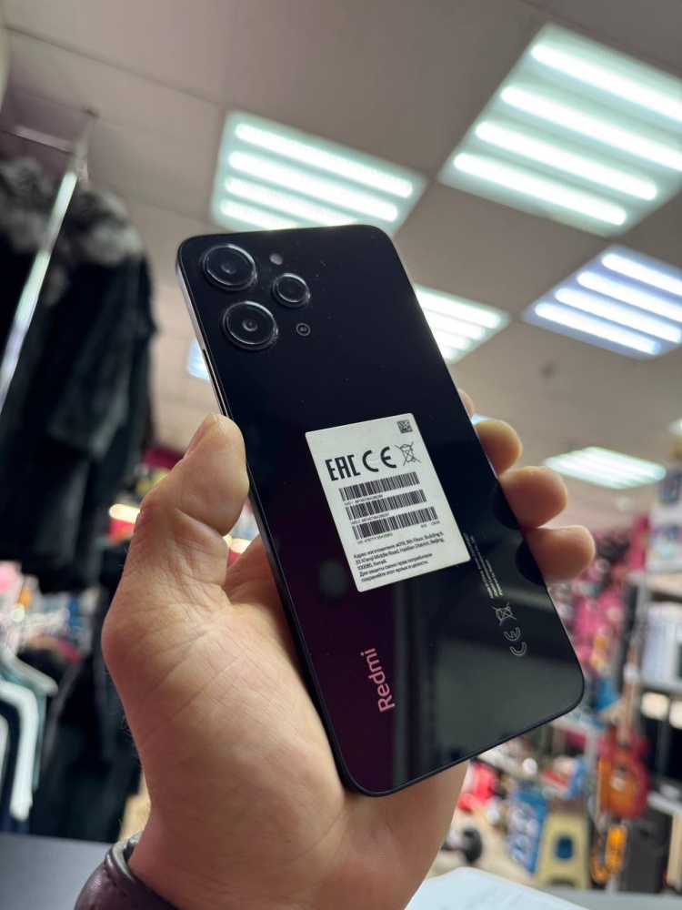 Смартфон Xiaomi Redmi 12 128Gb