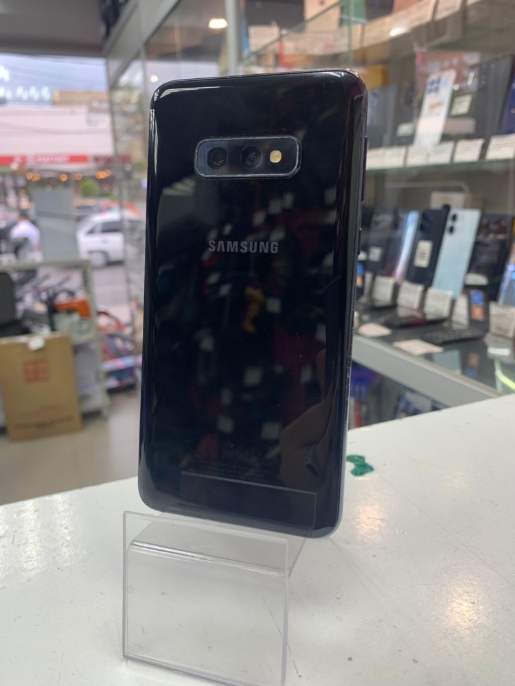 Смартфон Samsung S10E 6\128