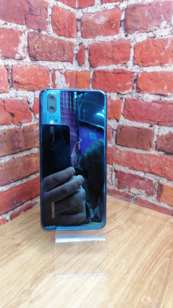 Смартфон Huawei P20