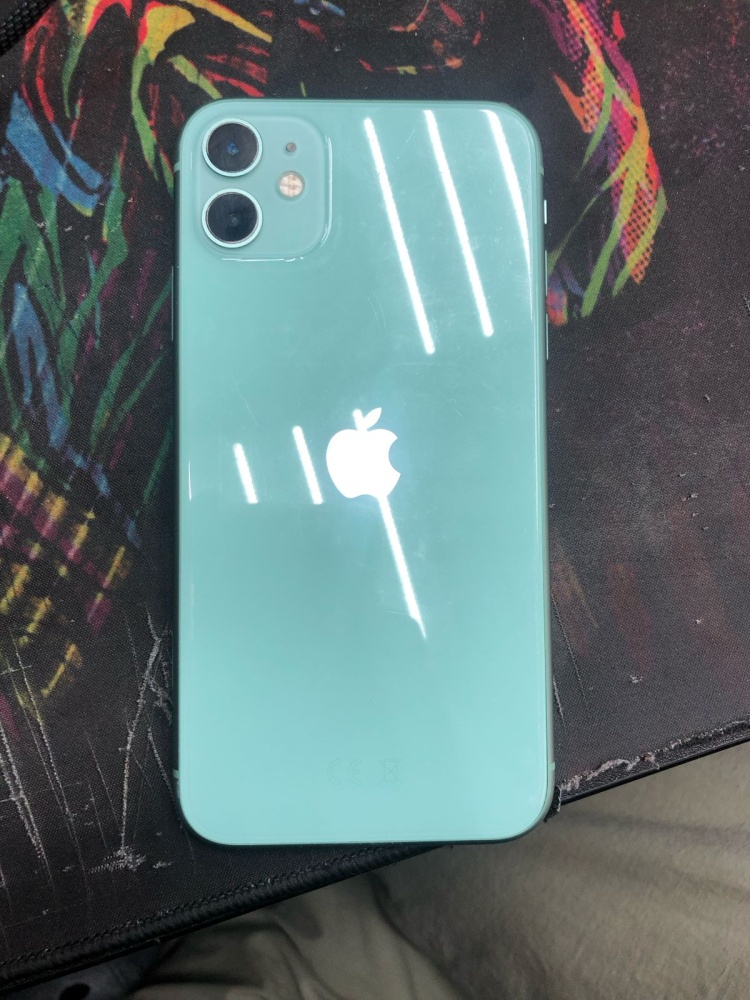 Смартфон iPhone 11 64Gb