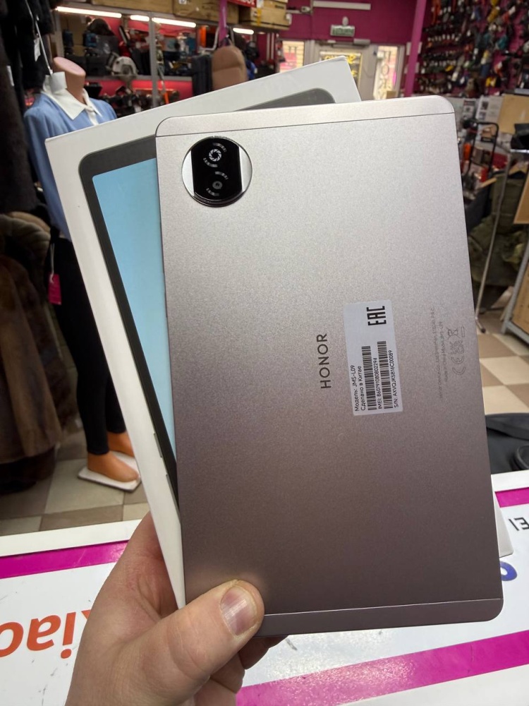 Планшет Honor PAD X7 4/128 LTE