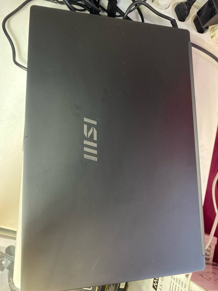 Ноутбук MSI MODERN 15