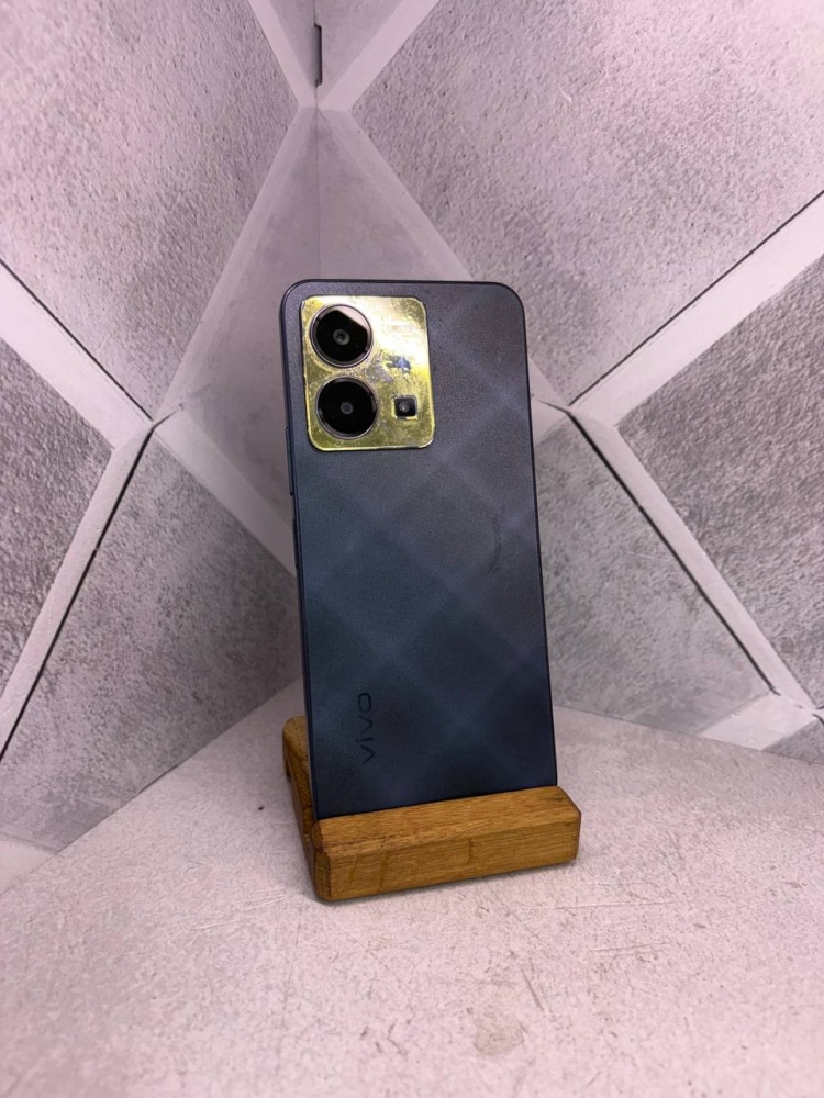 Смартфон Vivo Y35 4/128