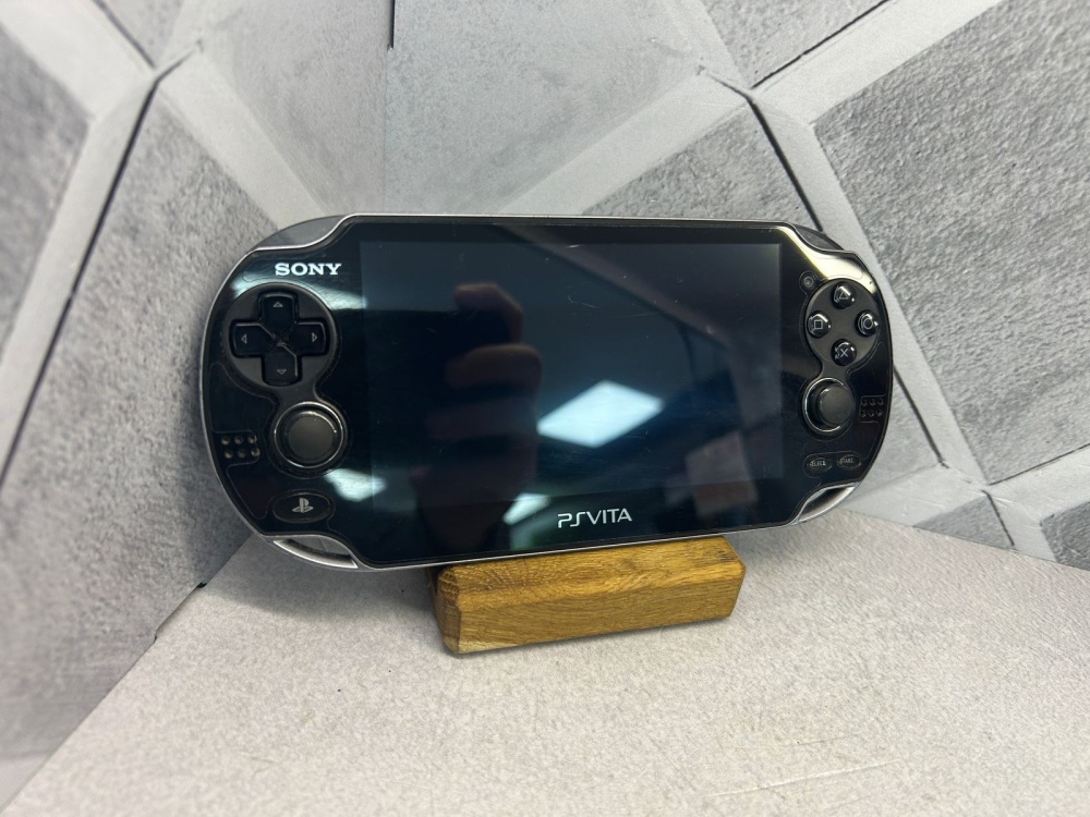 Игровая приставка PSP VITA