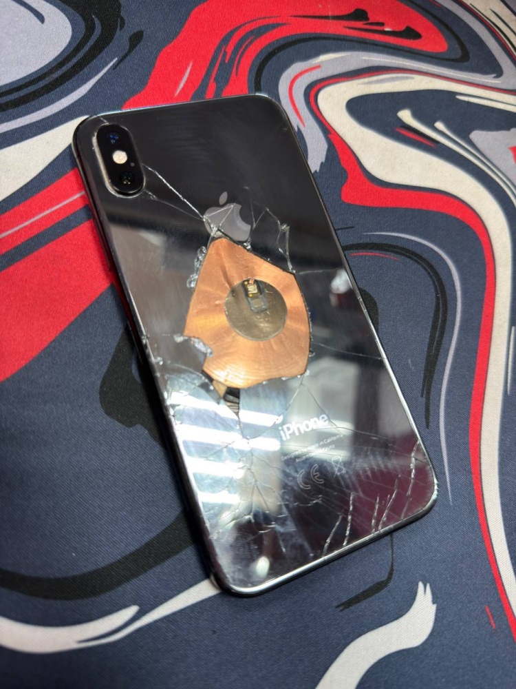 Смартфон iPhone XS 256Gb