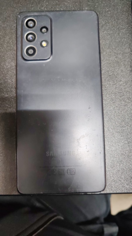 Смартфон Samsung A52