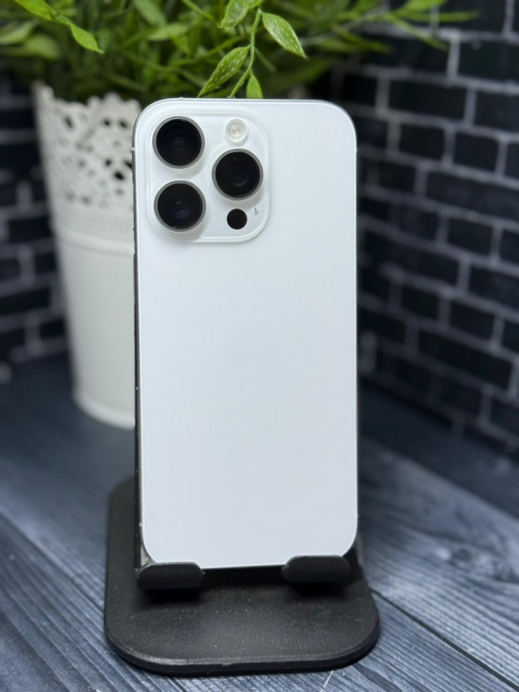 Смартфон iPhone 16 PRO 128