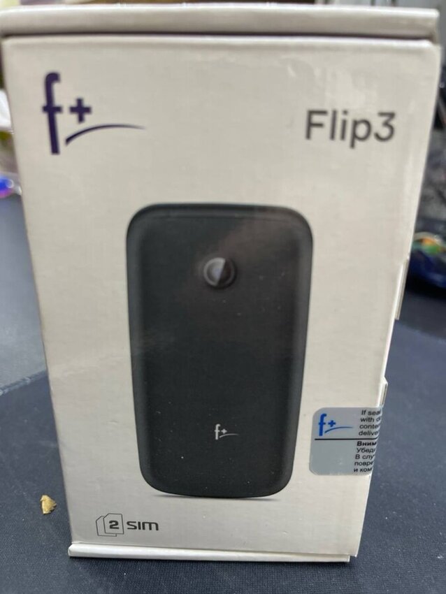 Мобильный телефон Fly Flip3
