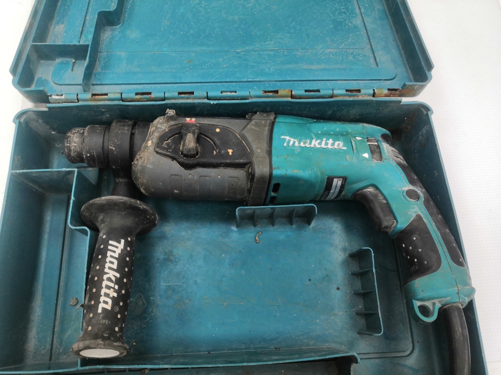 Перфоратор makita hr2470