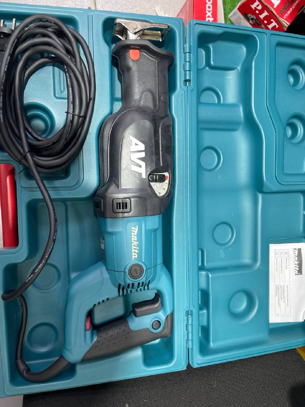 Сабельная пила MAKITA JR3070CT