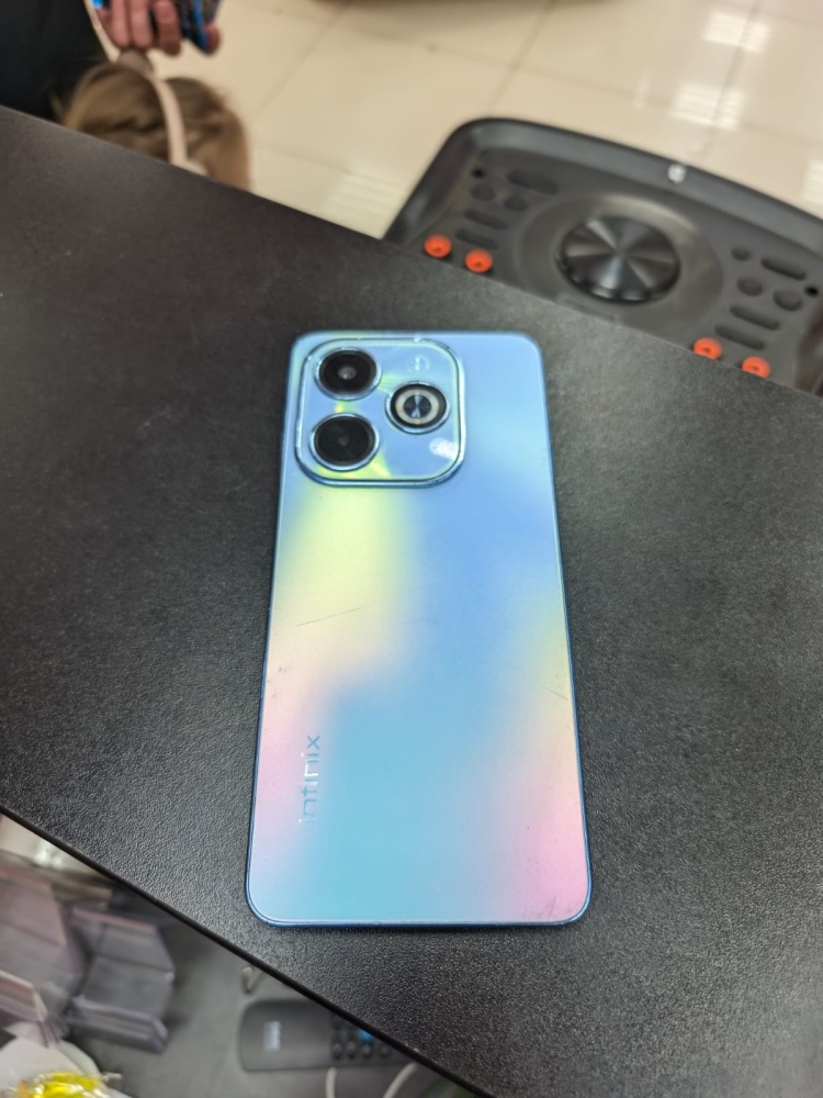 Мобильный телефон Tecno