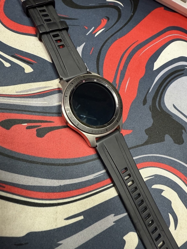 Смарт-часы Samsung Galaxy Watch