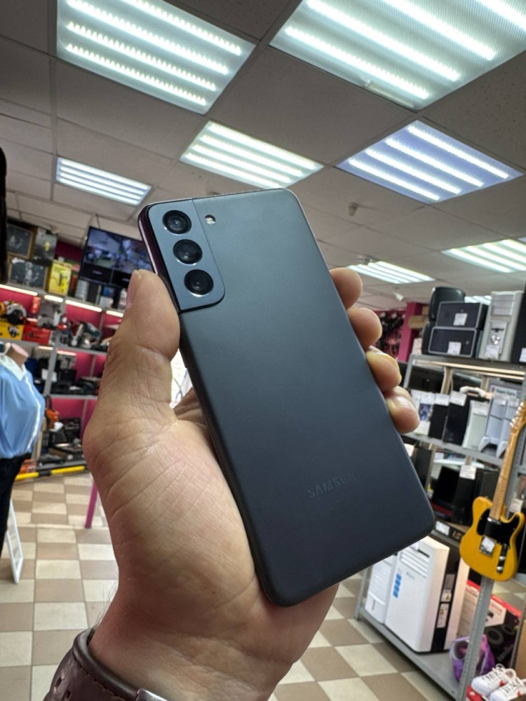 Смартфон Samsung S21 8/256Gb