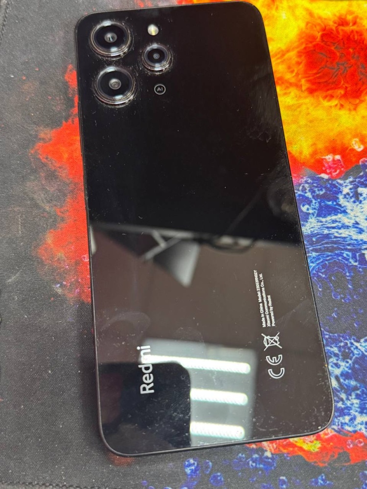 Смартфон Xiaomi Redmi 12 4/128