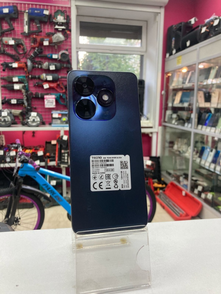 Мобильный телефон Tecno spark go 2024