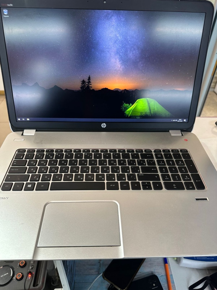Ноутбук HP Core i7 ОЗУ 16