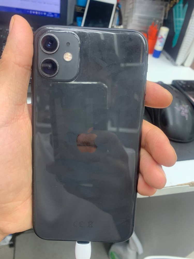 Смартфон iPhone 11 128 Gb