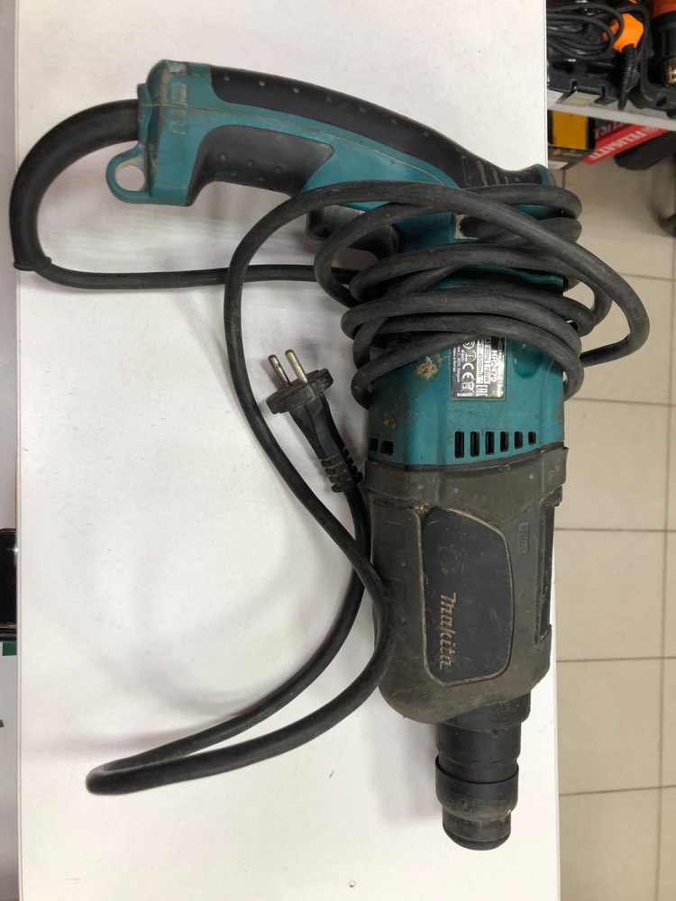 Перфоратор MAKITA