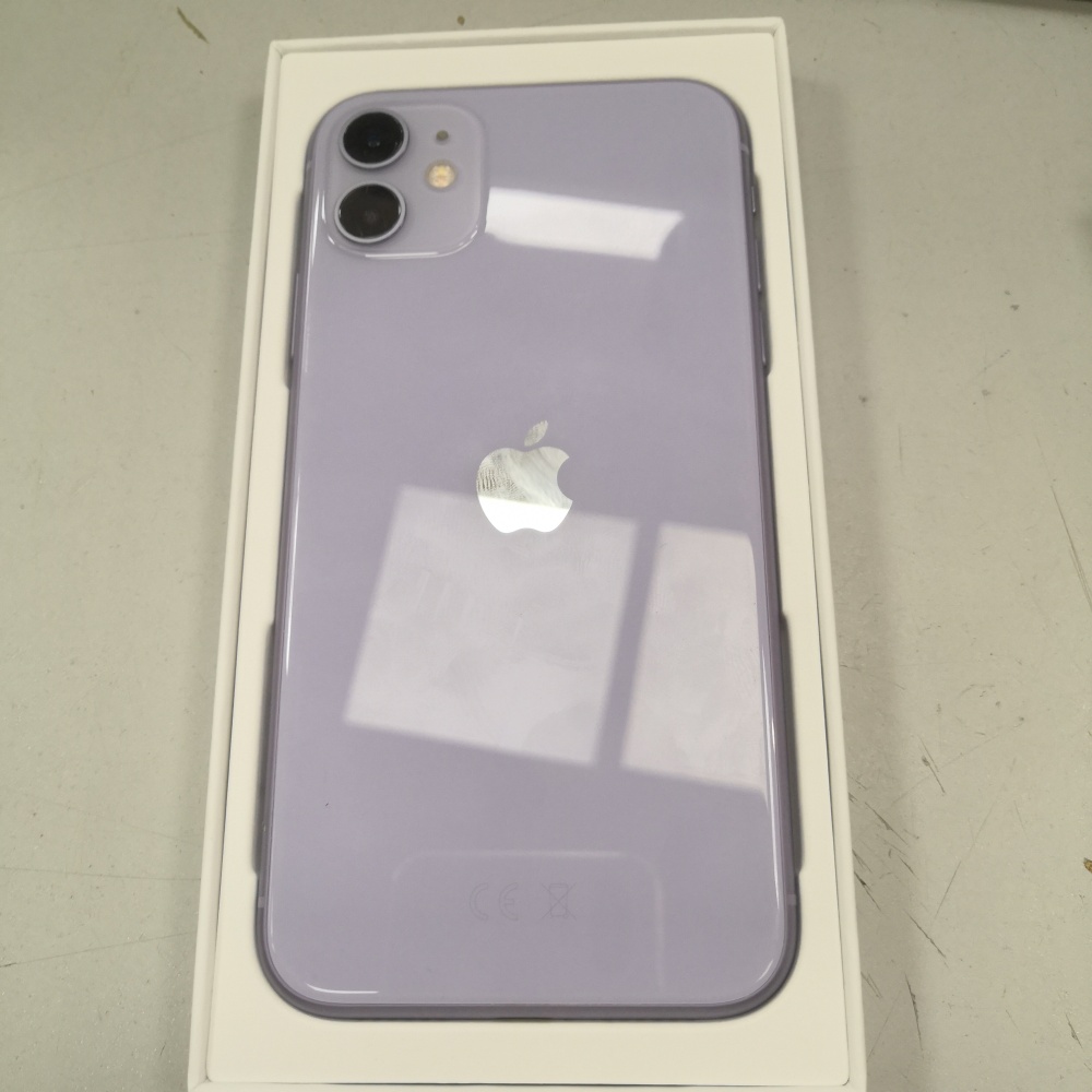 Смартфон iPhone 11 128 Gb