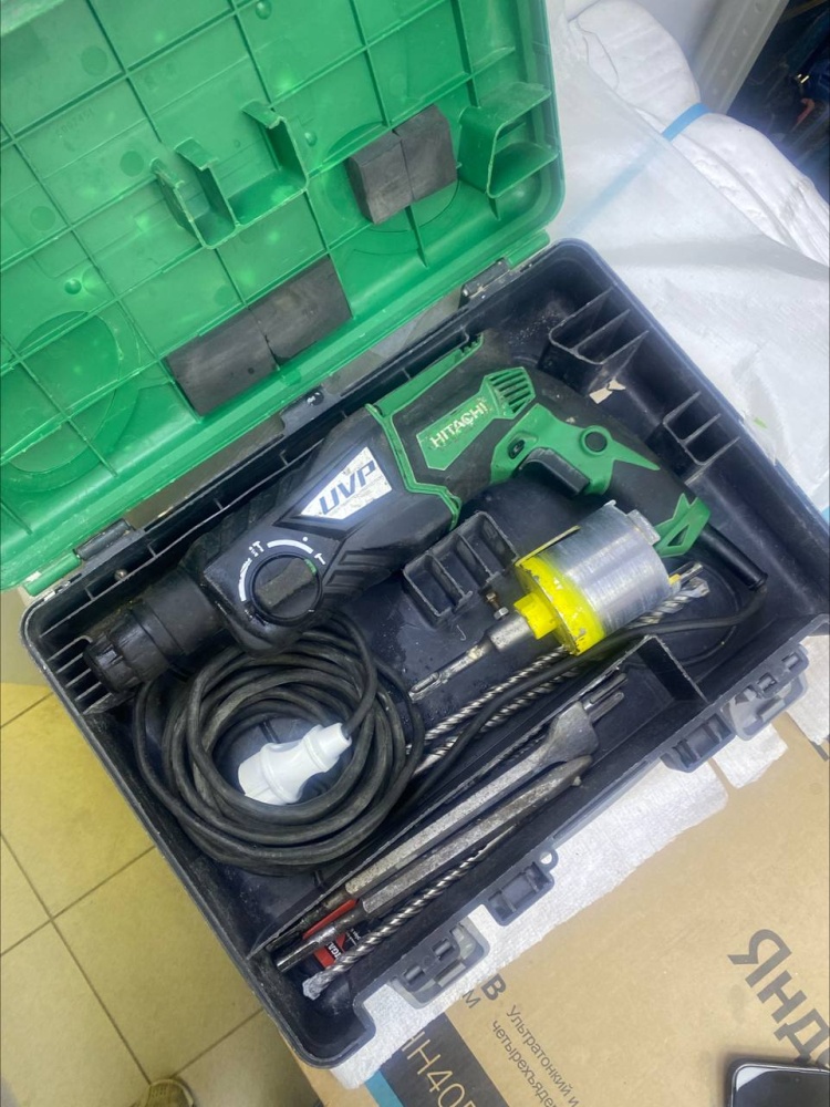 Перфоратор hitachi