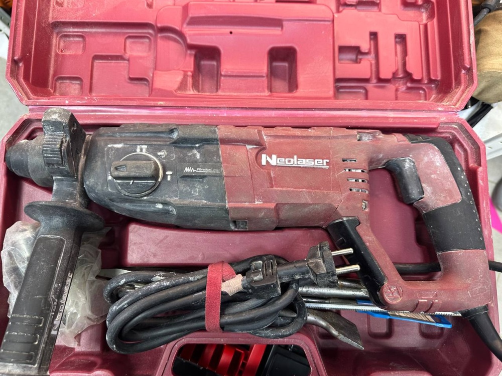 Перфоратор Neolaser NRH 800