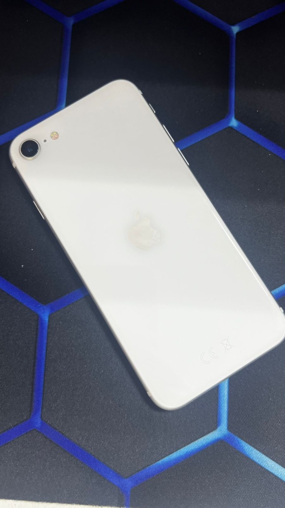 Смартфон iPhone SE 2020 128GB