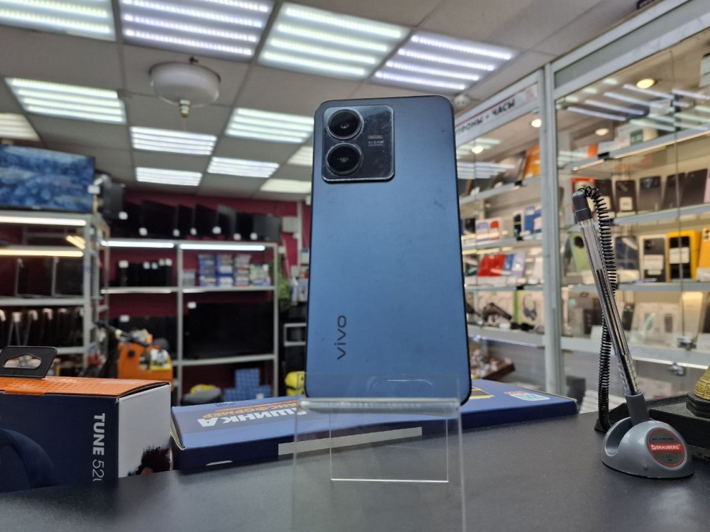 Смартфон Vivo Y22